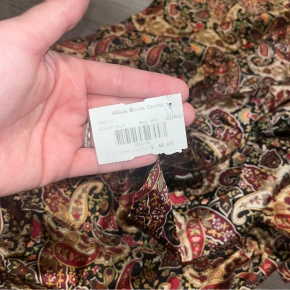 NWT 100% Silk Paisley Patterned Scarf - Picture 3 of 5